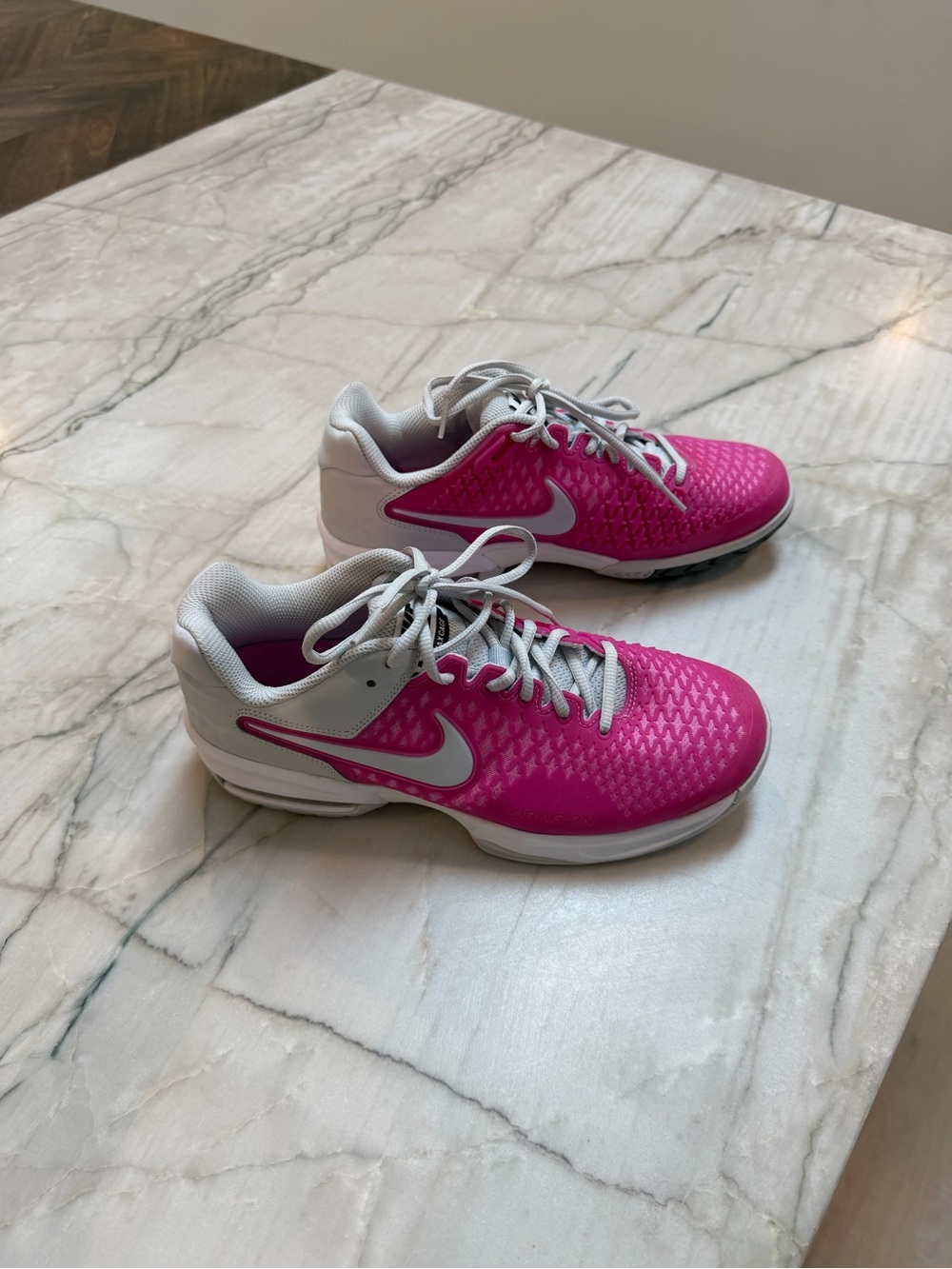 Nike Women's Air Max Cage Dragon Tennis Shoes in Pink 8.5 New - Picture 5 of 8